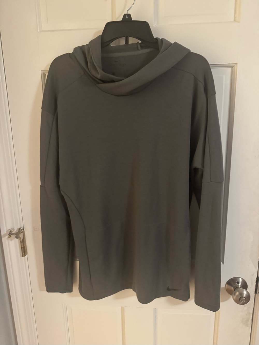 Nike Men's Hooded Long-Sleeve Pullover - Charcoal Gray